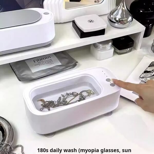 Ultrasonic cleaner small cleaner necklace portable jewelry cleaner braces home pupil automatic